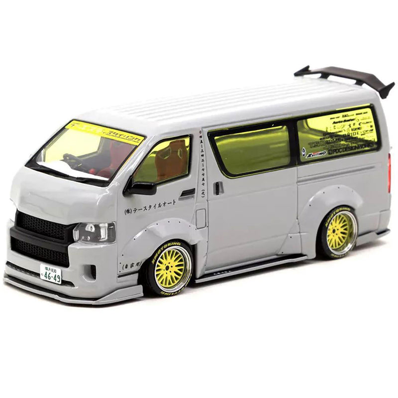 Toyota Hiace Widebody 1:43 Scale Diorama (Grey)