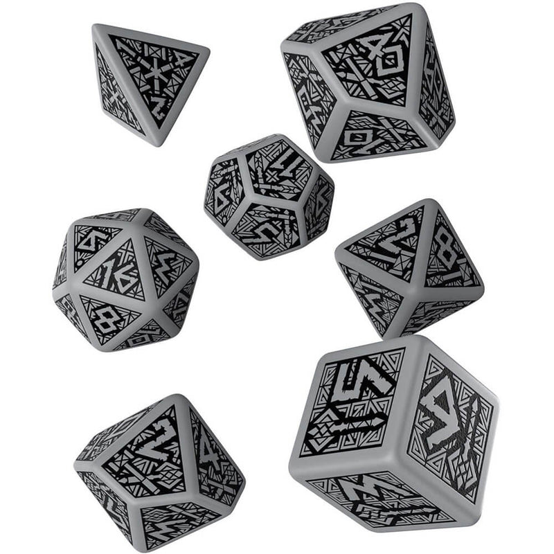 Q Workshop Dwarven Dice Set van 7